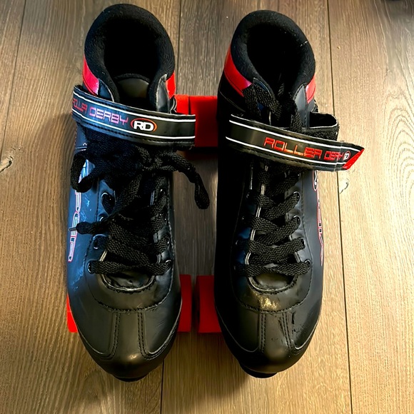 Derby M4 Viper Shoes Roller Derby M4 Viper Roller Speed Quad Skates